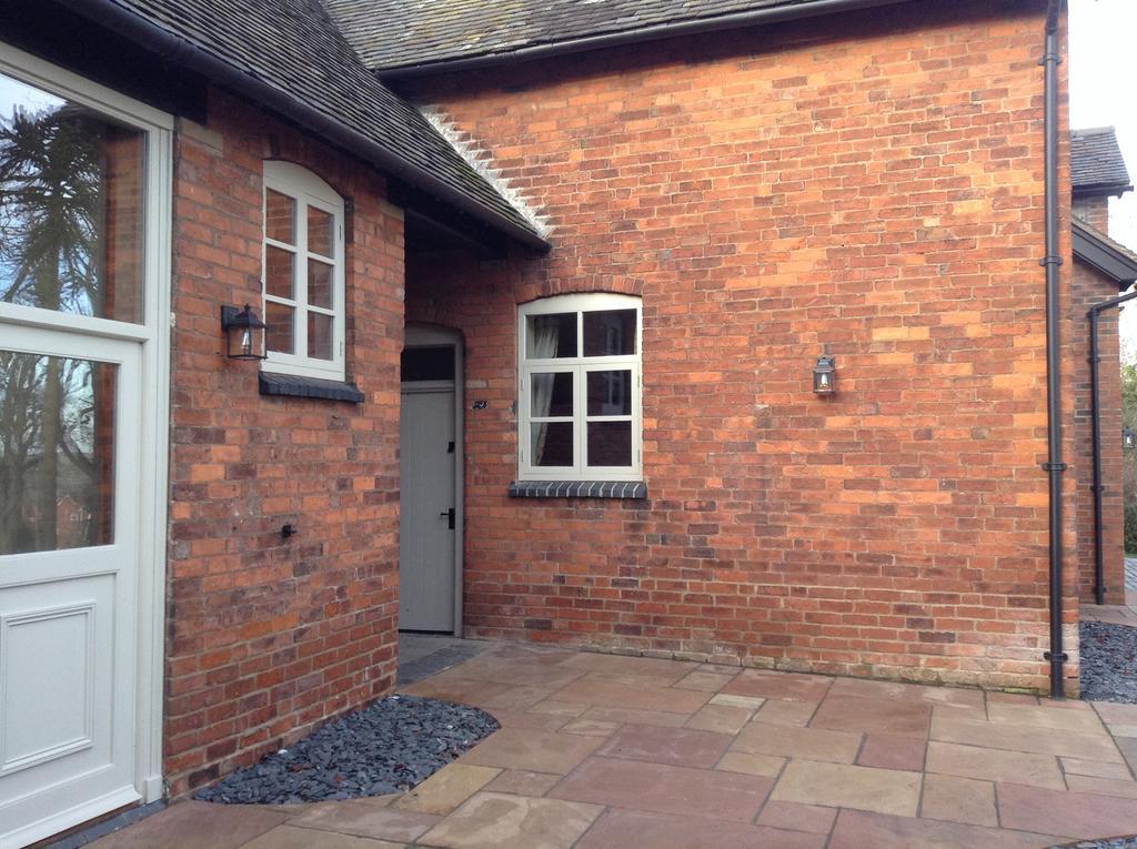 Woodleighton Cottages Аттоксетер Экстерьер фото